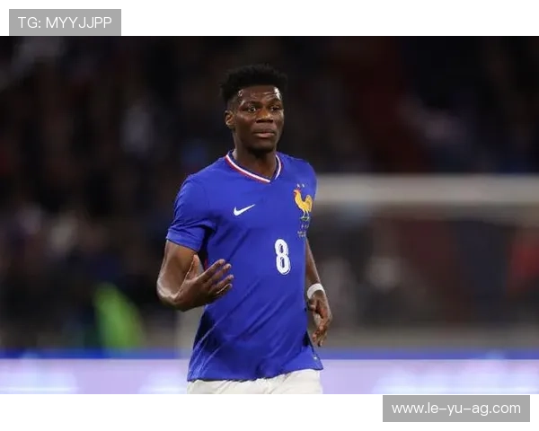 楚阿梅尼技术解析：皇马法国队真核，他是如何掌控中场攻防的？